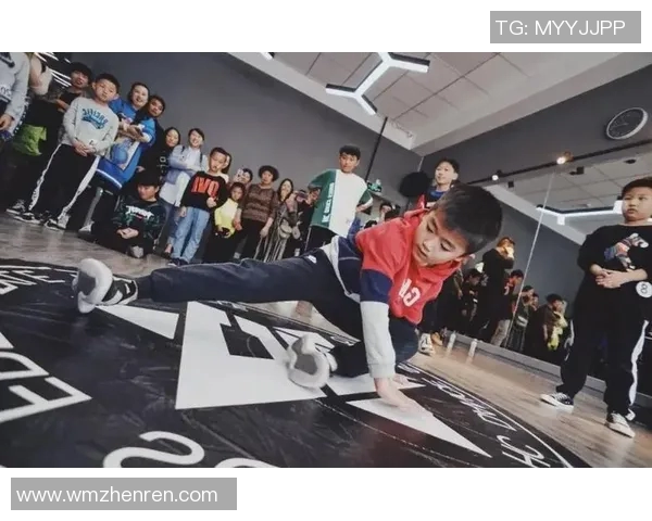 北京街舞队在运动街舞技术排行榜中荣获第二名展现实力与魅力 北京街舞队在运动街舞技术排行榜中荣获第二名展现实力与魅力